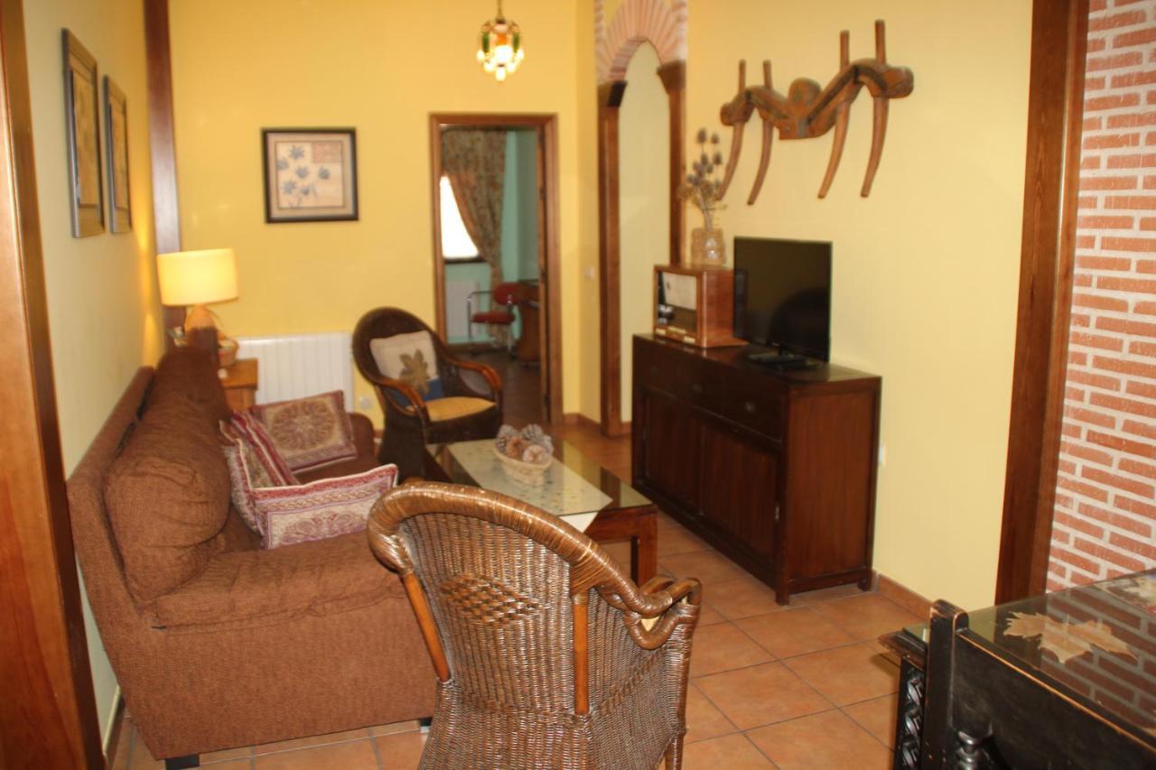 La Casa Madrona Daire Villacastín Dış mekan fotoğraf